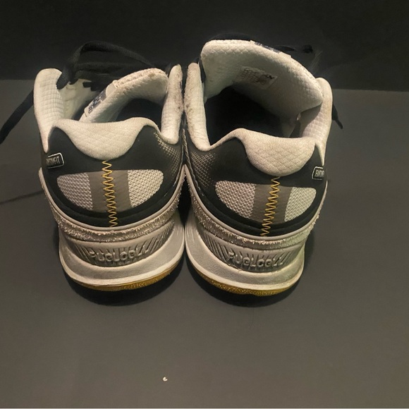 New Balance NM1010 - Picture 5 of 6